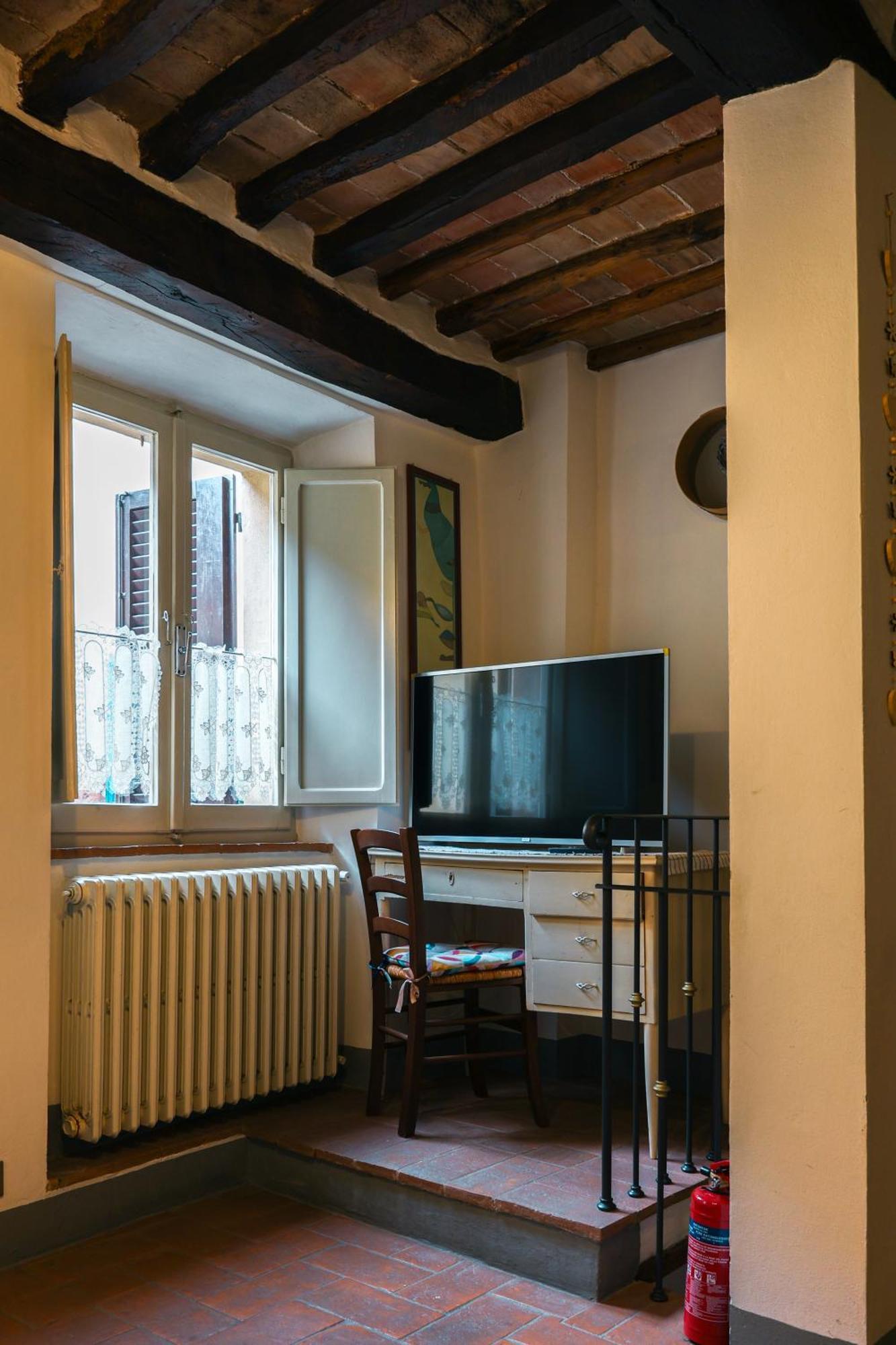 Pulcinella Appartamento Tipico Centro Storico Montepulciano Stazione 외부 사진